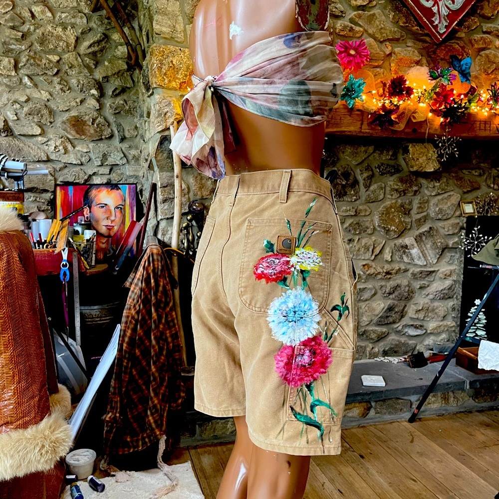 Carhartt Shorts. Size 33. HandPainted OOAK. Skulls & Flowers. Gardening shorts